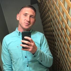 Meet your Posher, Bobby